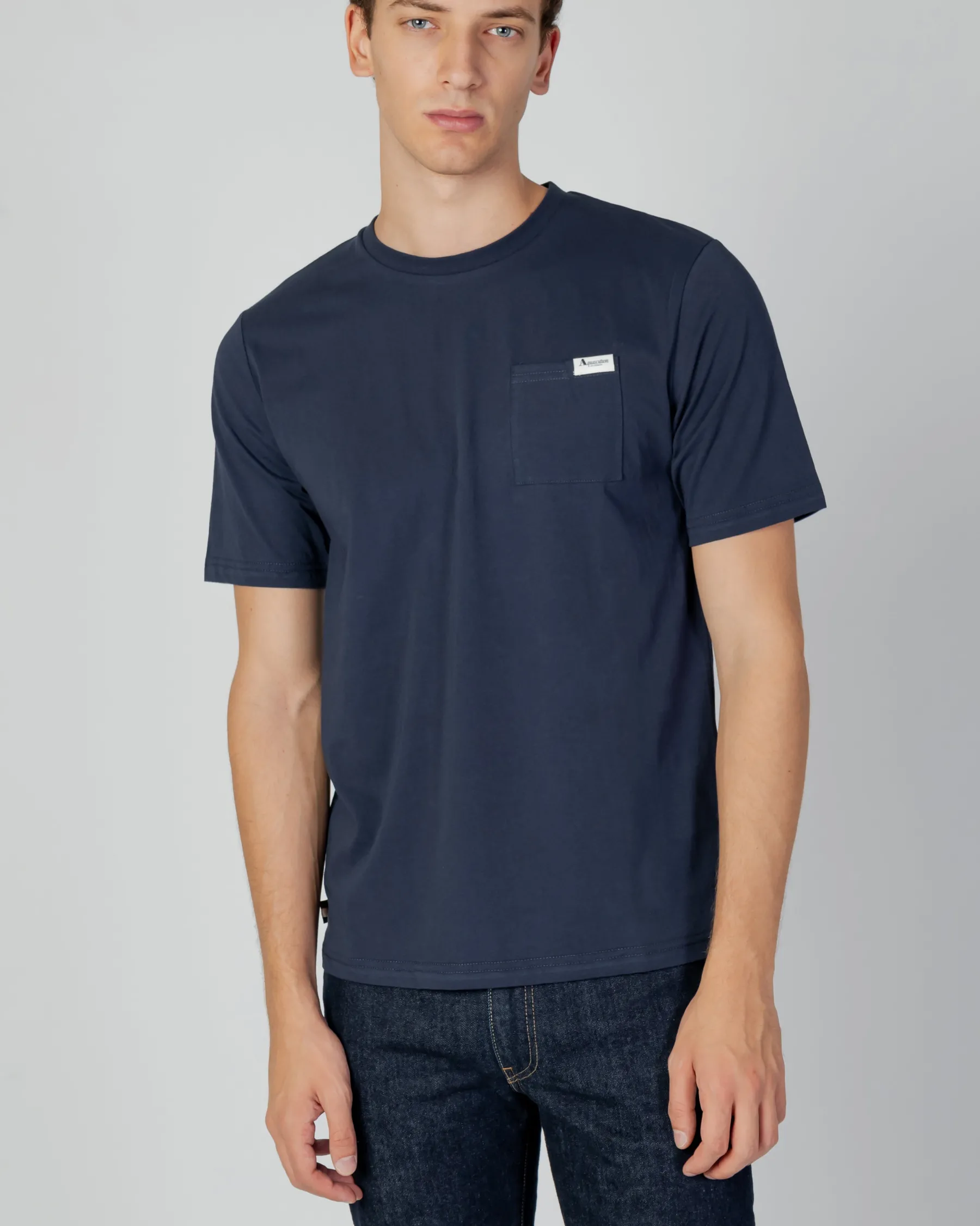 Sale Aquascutum Active Active Small Logo Pocket T-Shirt
